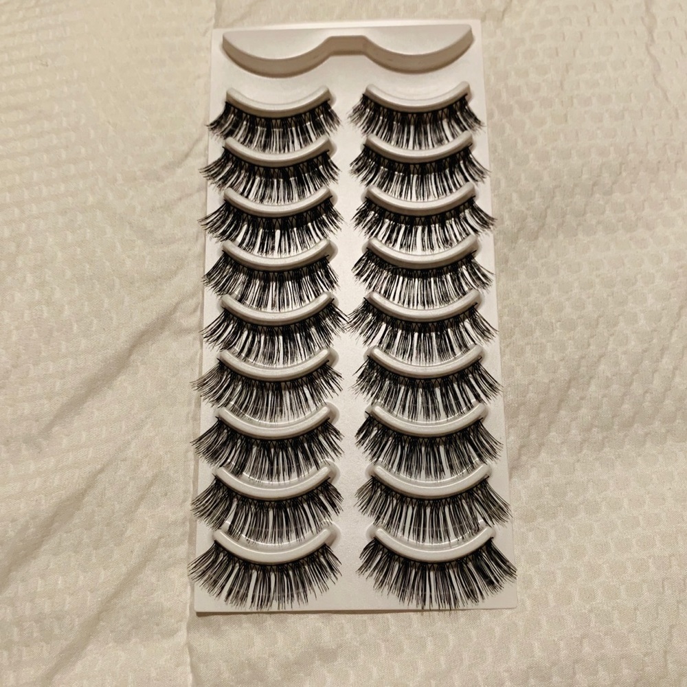 $5 SALE | 9 PCS FALSE EYELASHES